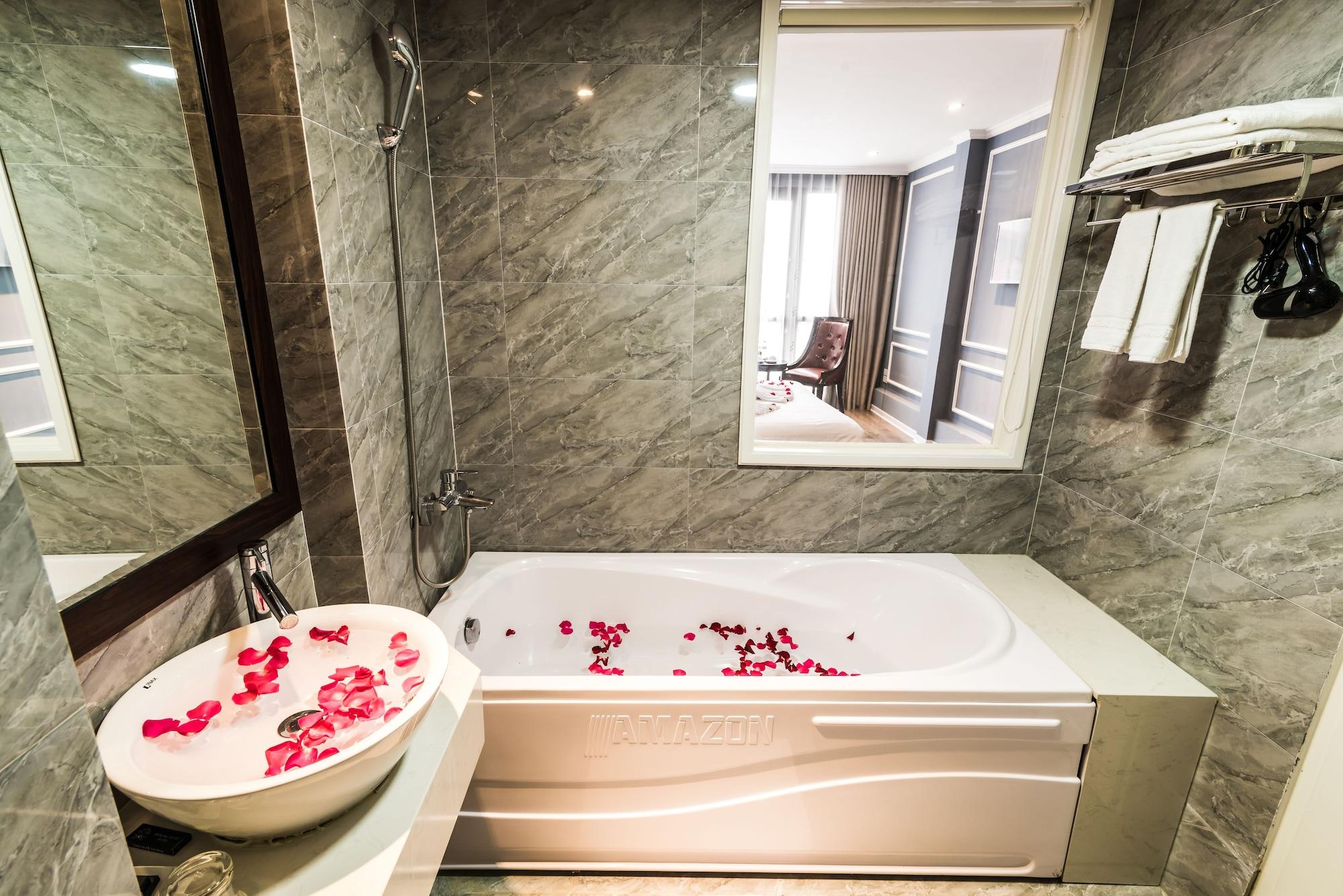 Hanoi Crystal Pearl Hotel Екстериор снимка